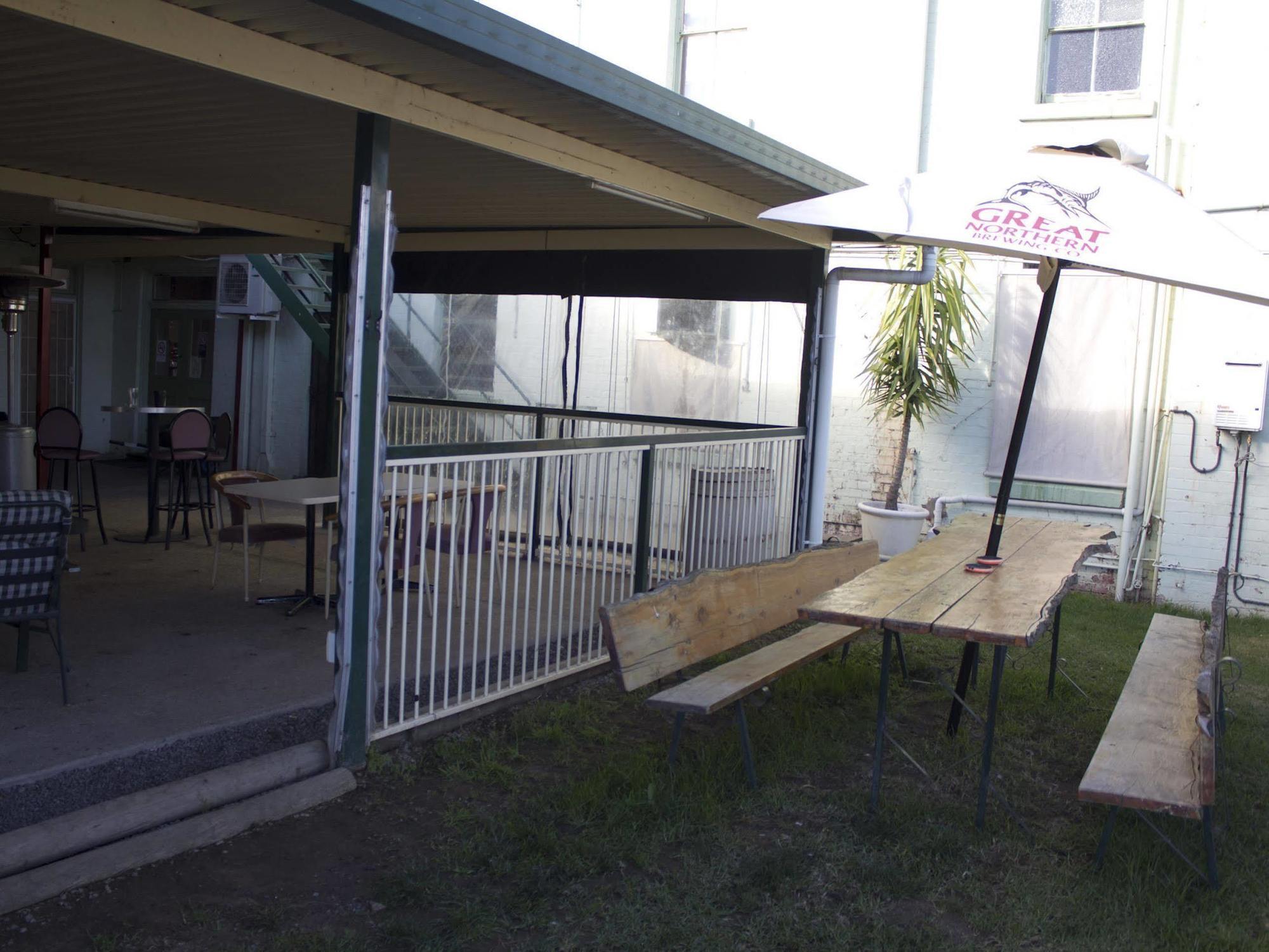 Boorowa Court House Hotel מראה חיצוני תמונה