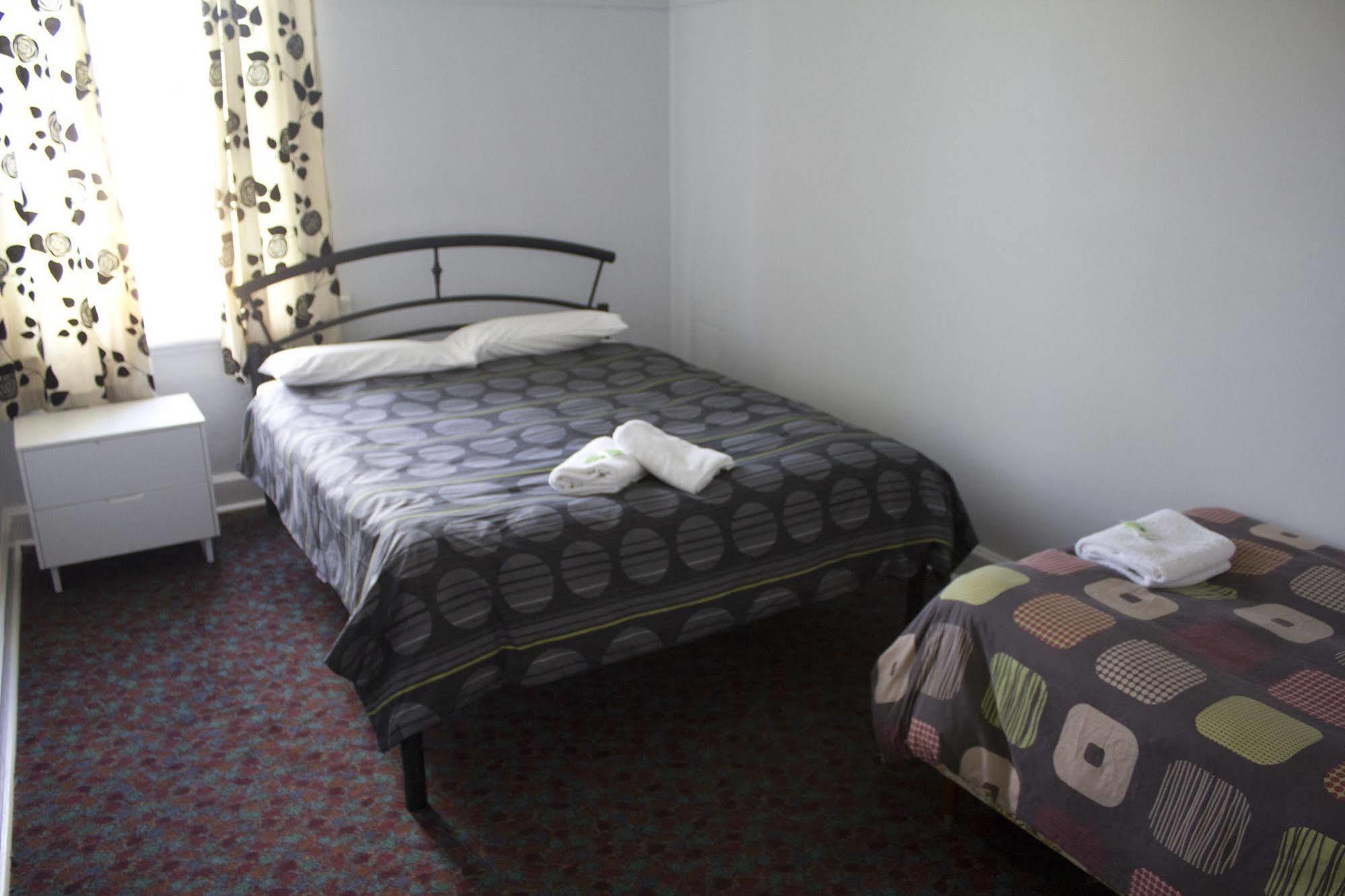 Boorowa Court House Hotel מראה חיצוני תמונה