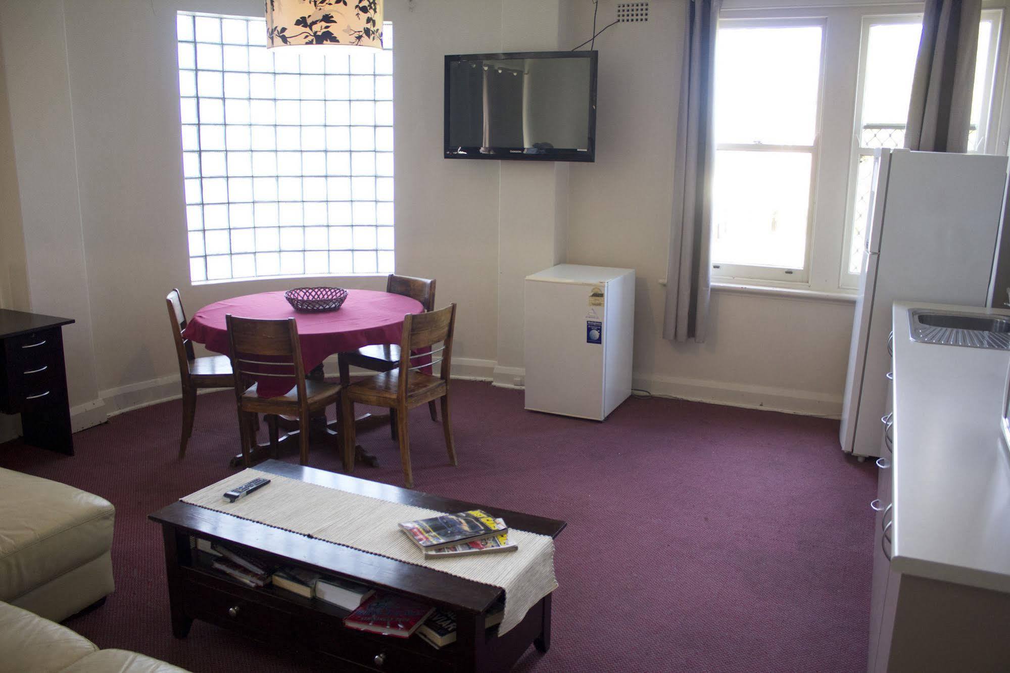 Boorowa Court House Hotel מראה חיצוני תמונה